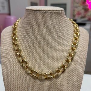 Elegant Gold Chain Necklace